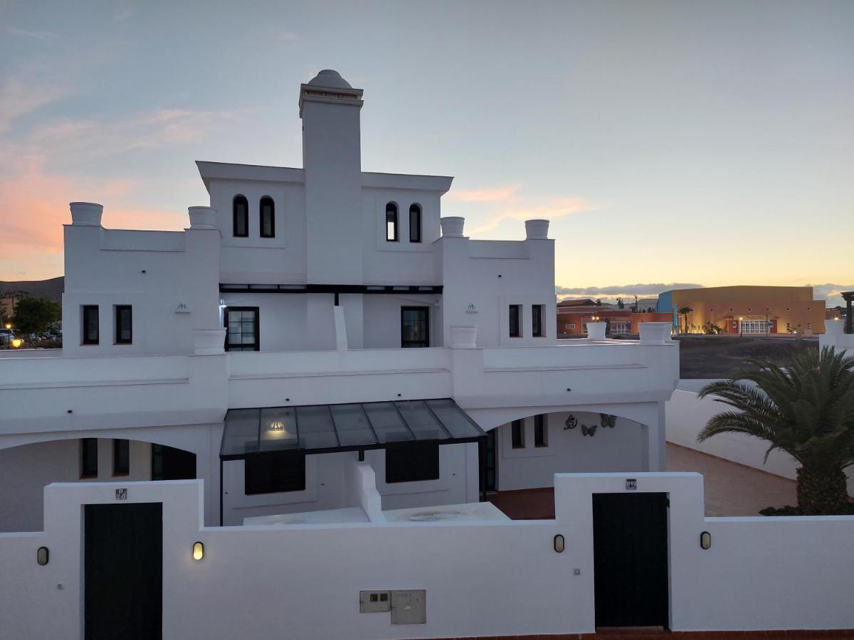Villa Real Oliva Corralejo Extérieur photo